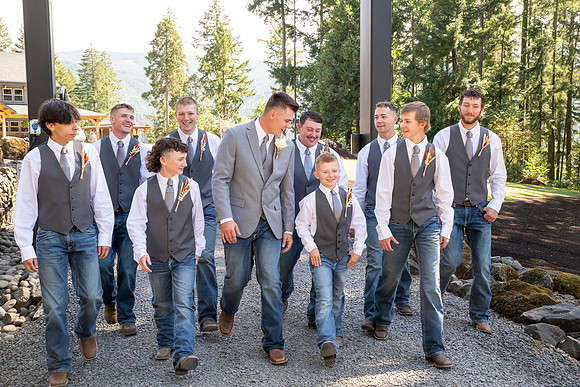 Oregon wedding photographer