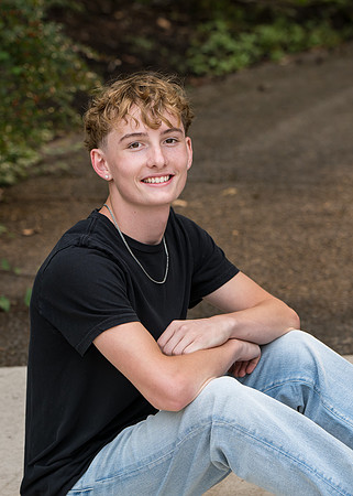 Twins HS senior 2025 gallery (78 of 252)