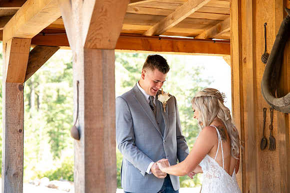 Oregon wedding photographer