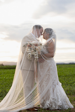 Oregon wedding photographer