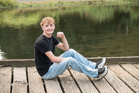 Twins HS senior 2025 gallery (23 of 252)