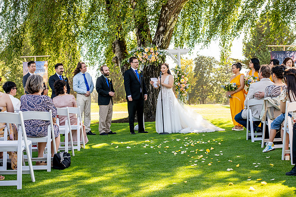 Michael and Vivian wedding day sneak peeks (40)