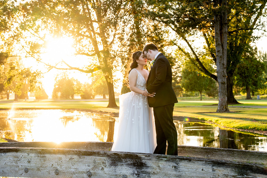 Michael and Vivian wedding day sneak peeks (81)