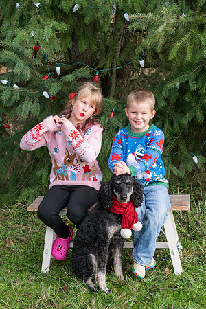 Erin Reggie and Simon Christmas 2025 (6 of 91)