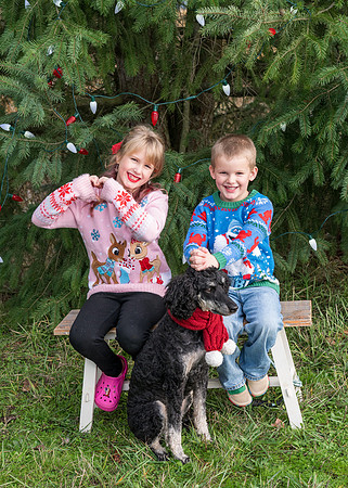 Erin Reggie and Simon Christmas 2025 (3 of 91)