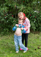 Erin Reggie and Simon Christmas 2025 (21 of 91)