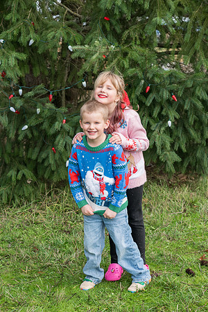 Erin Reggie and Simon Christmas 2025 (26 of 91)