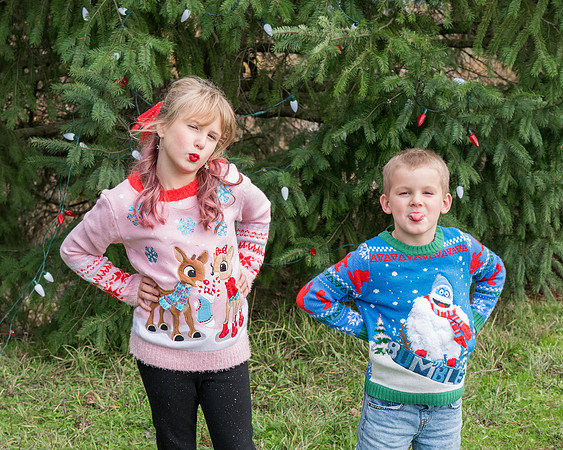 Erin Reggie and Simon Christmas 2025 (35 of 91)-2