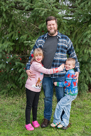 Erin Reggie and Simon Christmas 2025 (45 of 91)