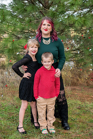 Erin Reggie and Simon Christmas 2025 (55 of 91)