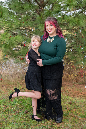 Erin Reggie and Simon Christmas 2025 (59 of 91)