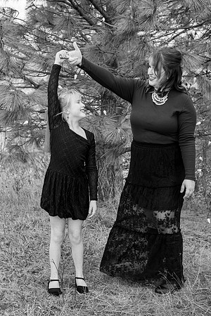 Erin Reggie and Simon Christmas 2025 (63 of 91)-2