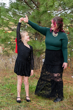 Erin Reggie and Simon Christmas 2025 (63 of 91)