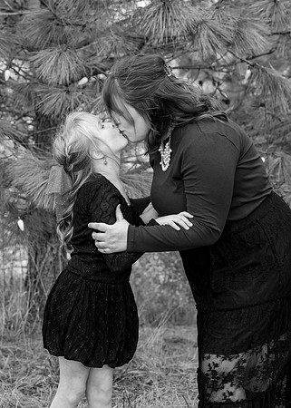 Erin Reggie and Simon Christmas 2025 (69 of 91)-2