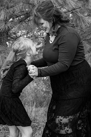 Erin Reggie and Simon Christmas 2025 (70 of 91)-2
