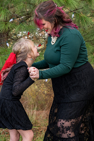 Erin Reggie and Simon Christmas 2025 (70 of 91)