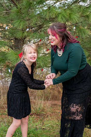 Erin Reggie and Simon Christmas 2025 (75 of 91)