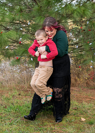Erin Reggie and Simon Christmas 2025 (80 of 91)