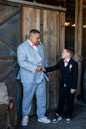 Oscar and Amber wedding day sneak peeks (12 of 91)