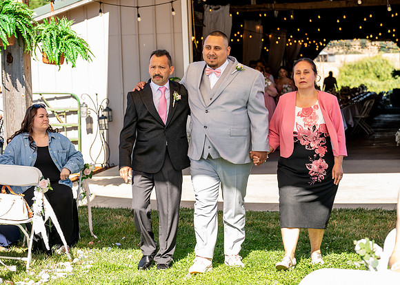 Oscar and Amber wedding day sneak peeks (25 of 91)