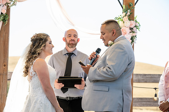 Oscar and Amber wedding day sneak peeks (38 of 91)