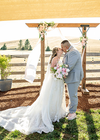 Oscar and Amber wedding day sneak peeks (59 of 91)