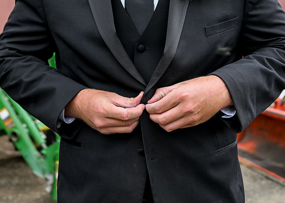 Mike and Kyder Wedding Sneak Peaks (42 of 192)