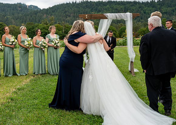 Mike and Kyder Wedding Sneak Peaks (115 of 192)