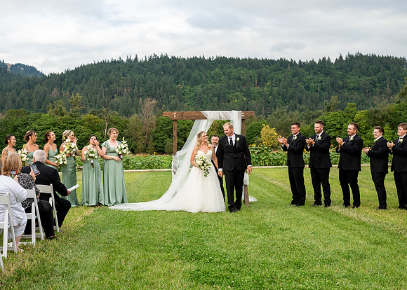 Mike and Kyder Wedding Sneak Peaks (135 of 192)
