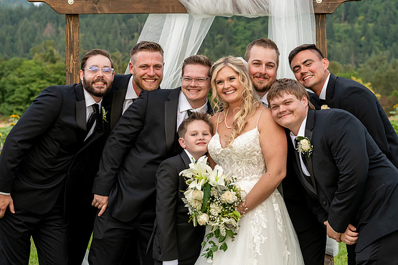 Mike and Kyder Wedding Sneak Peaks (145 of 192)