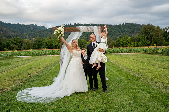 Mike and Kyder Wedding Sneak Peaks (149 of 192)