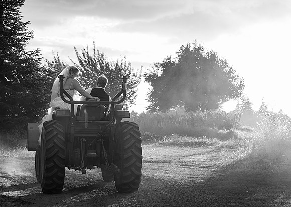 Mike and Kyder Wedding Sneak Peaks (162 of 192)-2