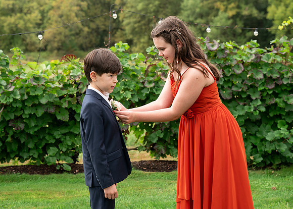 Nick and Emma Sneak Peaks (27 of 106)