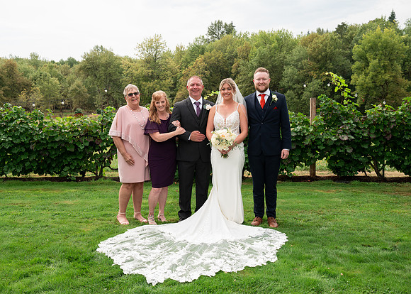 Nick and Emma Sneak Peaks (30 of 106)