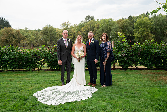 Nick and Emma Sneak Peaks (32 of 106)