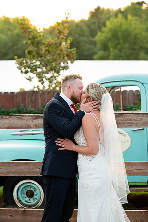 Nick and Emma Sneak Peaks (59 of 106)