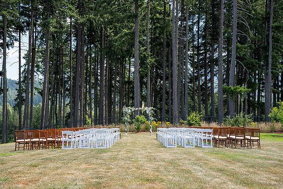 Oregon wedding photographer