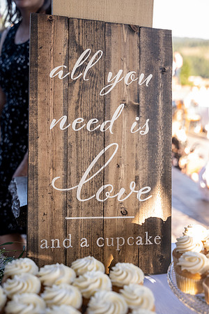 Oregon wedding photographer
