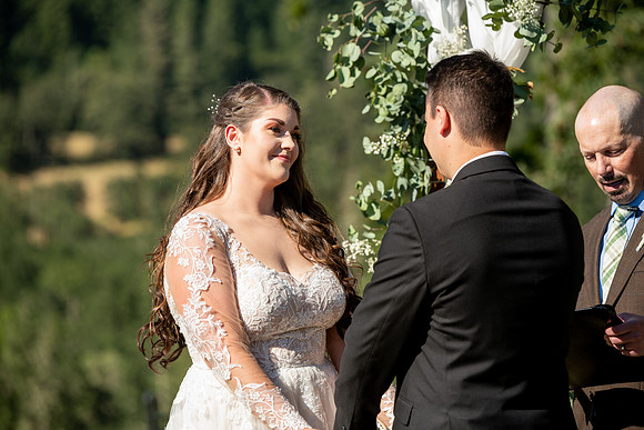 Oregon wedding photographer