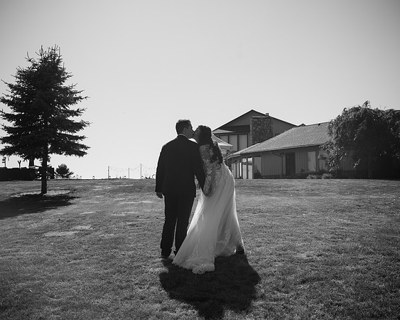 Oregon wedding photographer