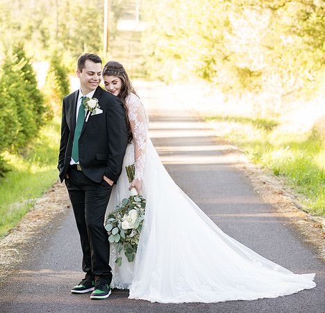 Oregon wedding photographer
