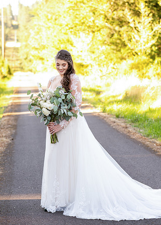 Oregon wedding photographer