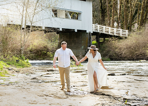 Zach and Katie sneak peeks (4)