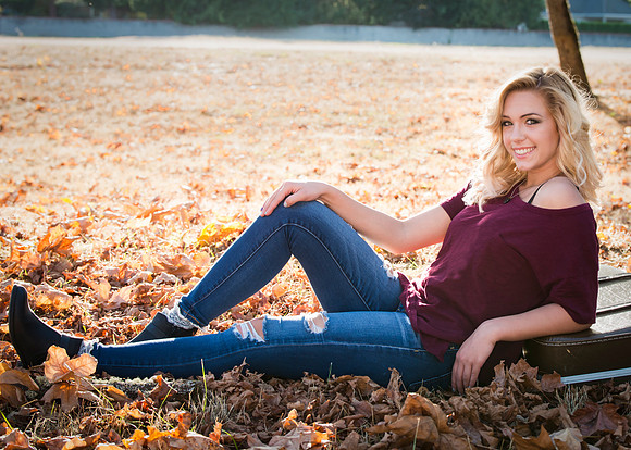 Kaitlyn senior-68