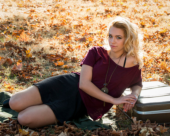 Kaitlyn senior-12