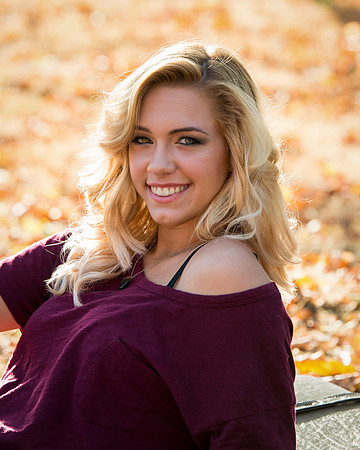 Kaitlyn senior-23