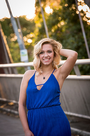 Kaitlyn senior-45