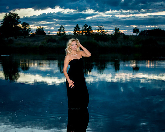Kaitlyn senior-59
