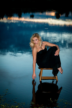 Kaitlyn senior-62