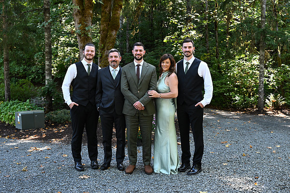sneak peeks (33 of 97)